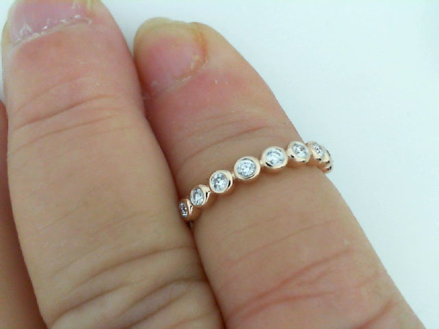 Diamond Wedding Bands  -  Women'