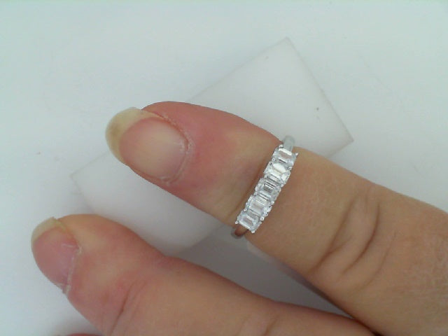 Diamond Wedding Bands  -  Women'