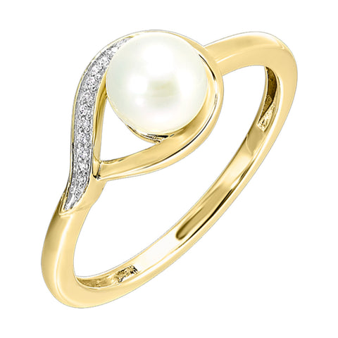 Pearl Ring